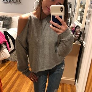 Gray cold shoulder cropped crew neck